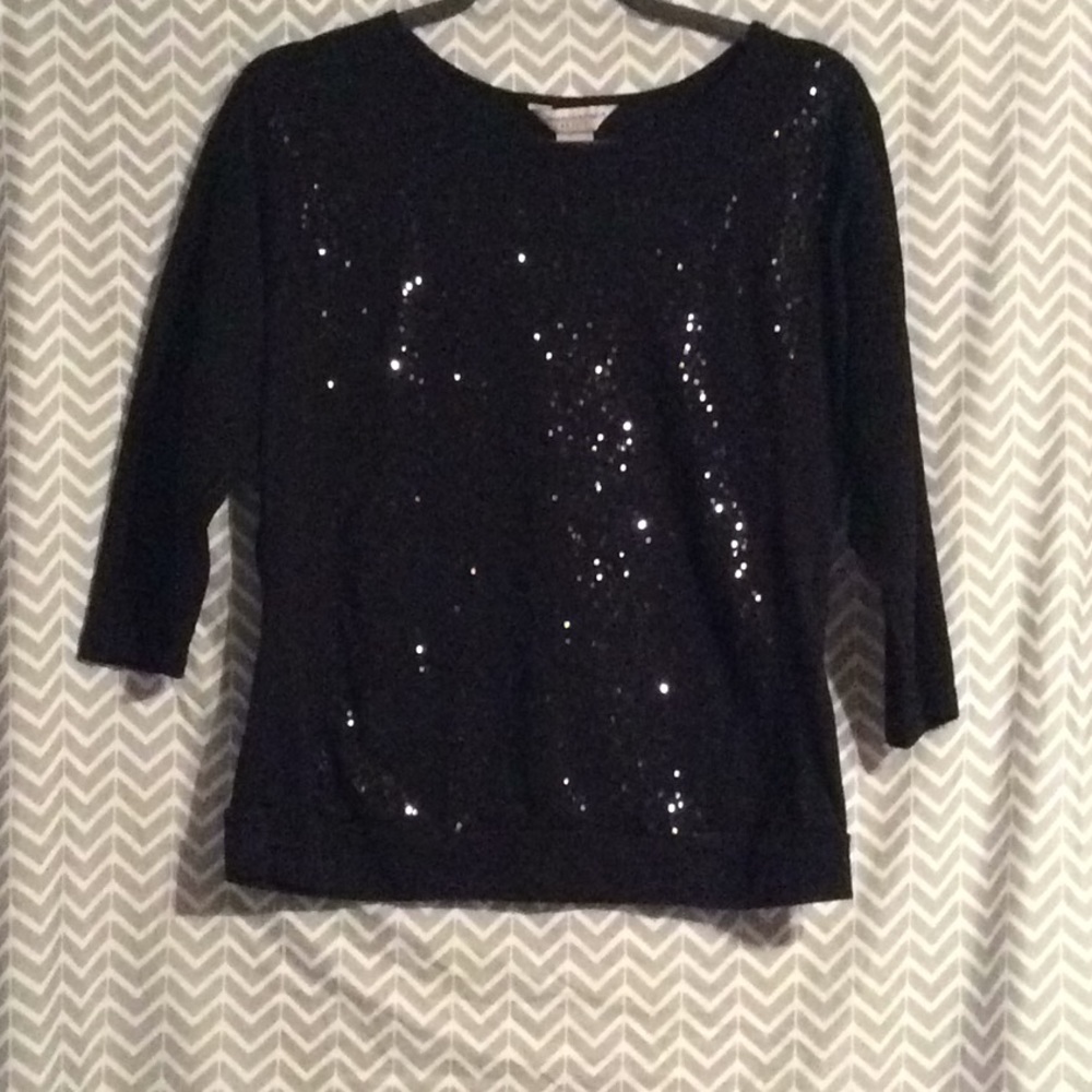 Black long sleeve shirt